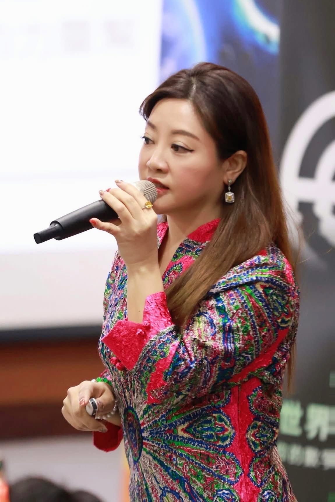 line_oa_chat_250205_163512_group_4.jpg